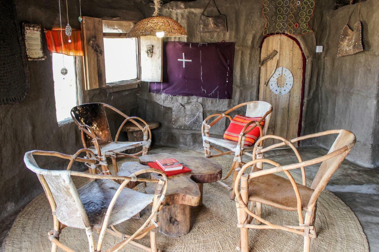 Original Maasai Lodge - Africa Amini Life Engare Nanyuki Exterior photo